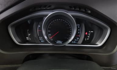 V40 Cross Country