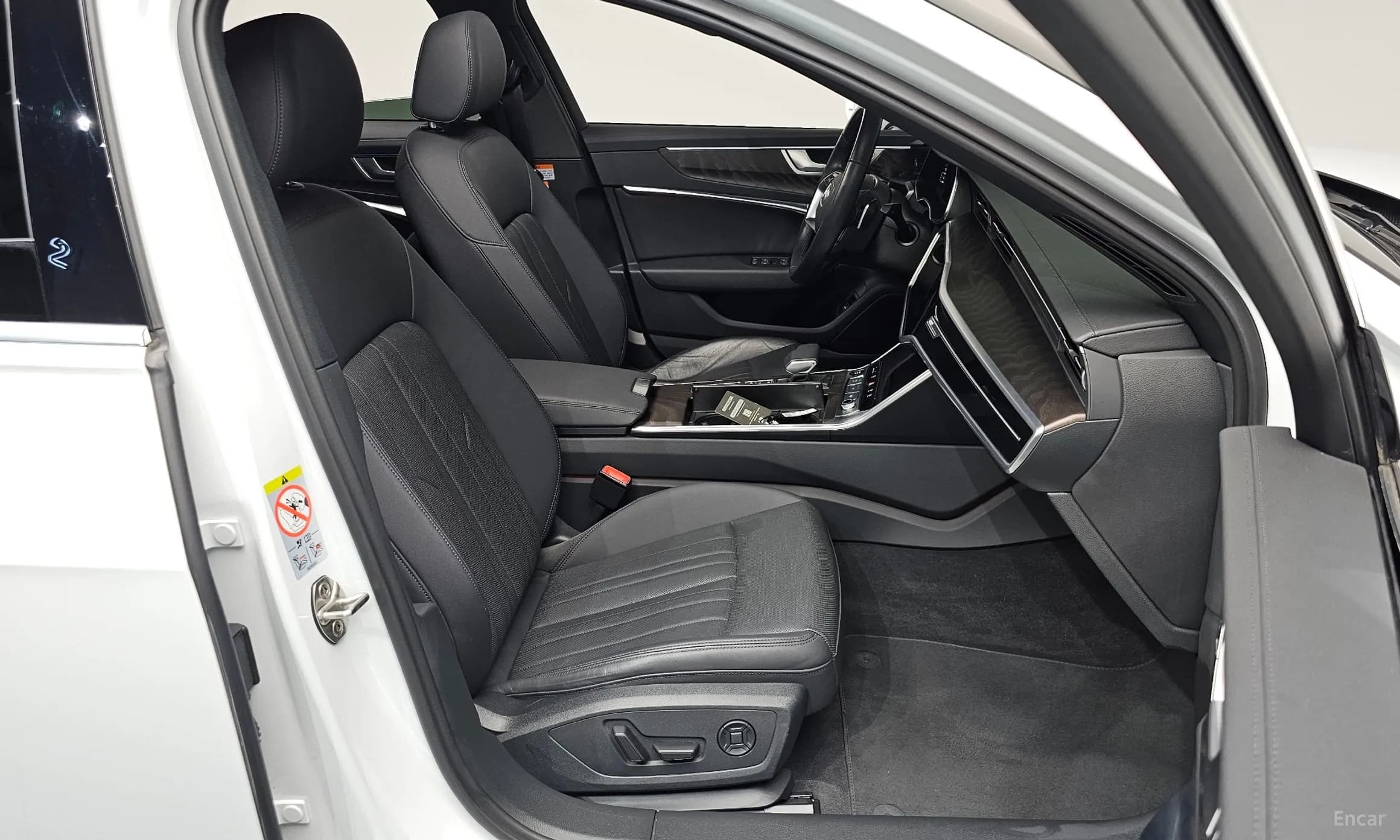 A6 (C8)