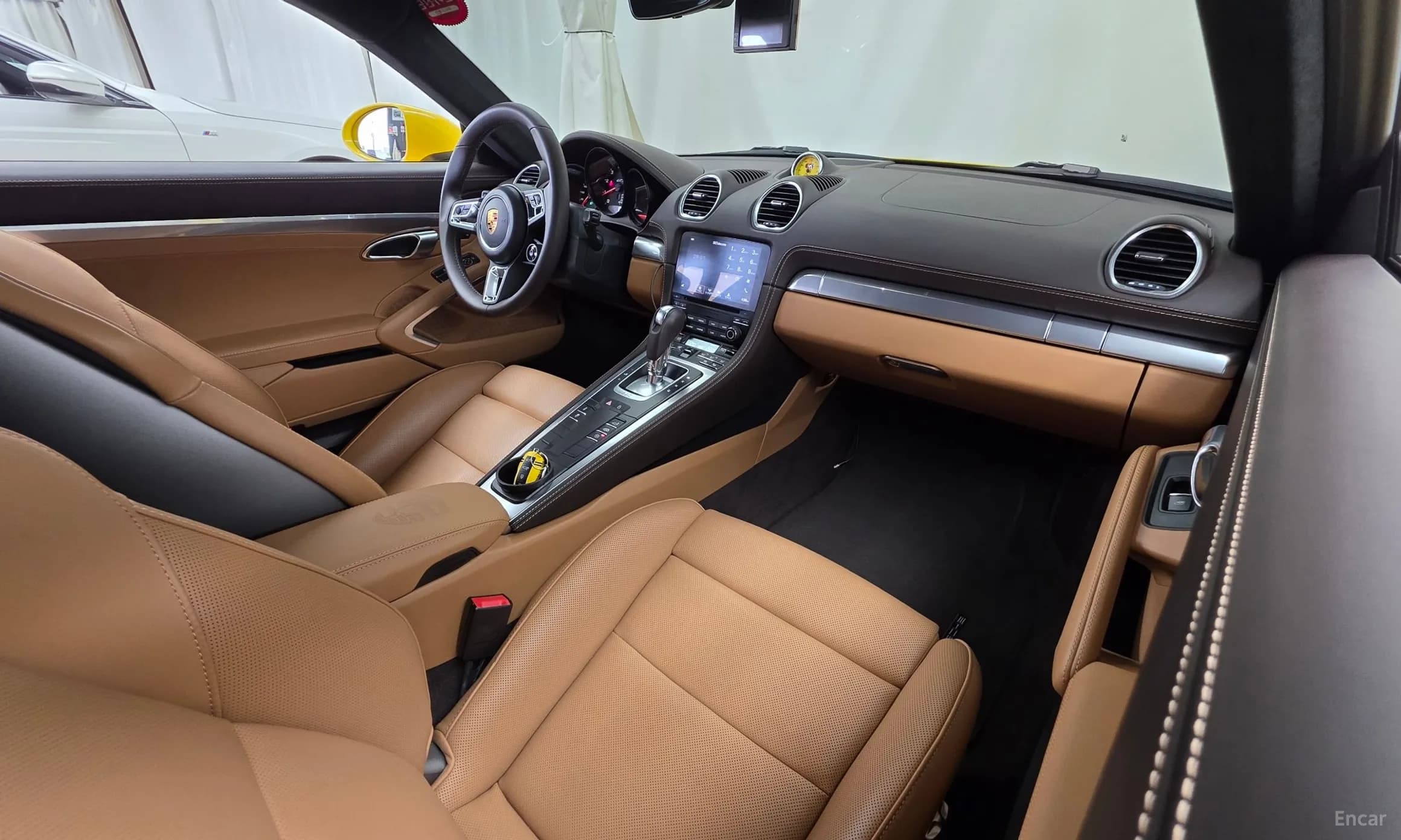 718 Cayman