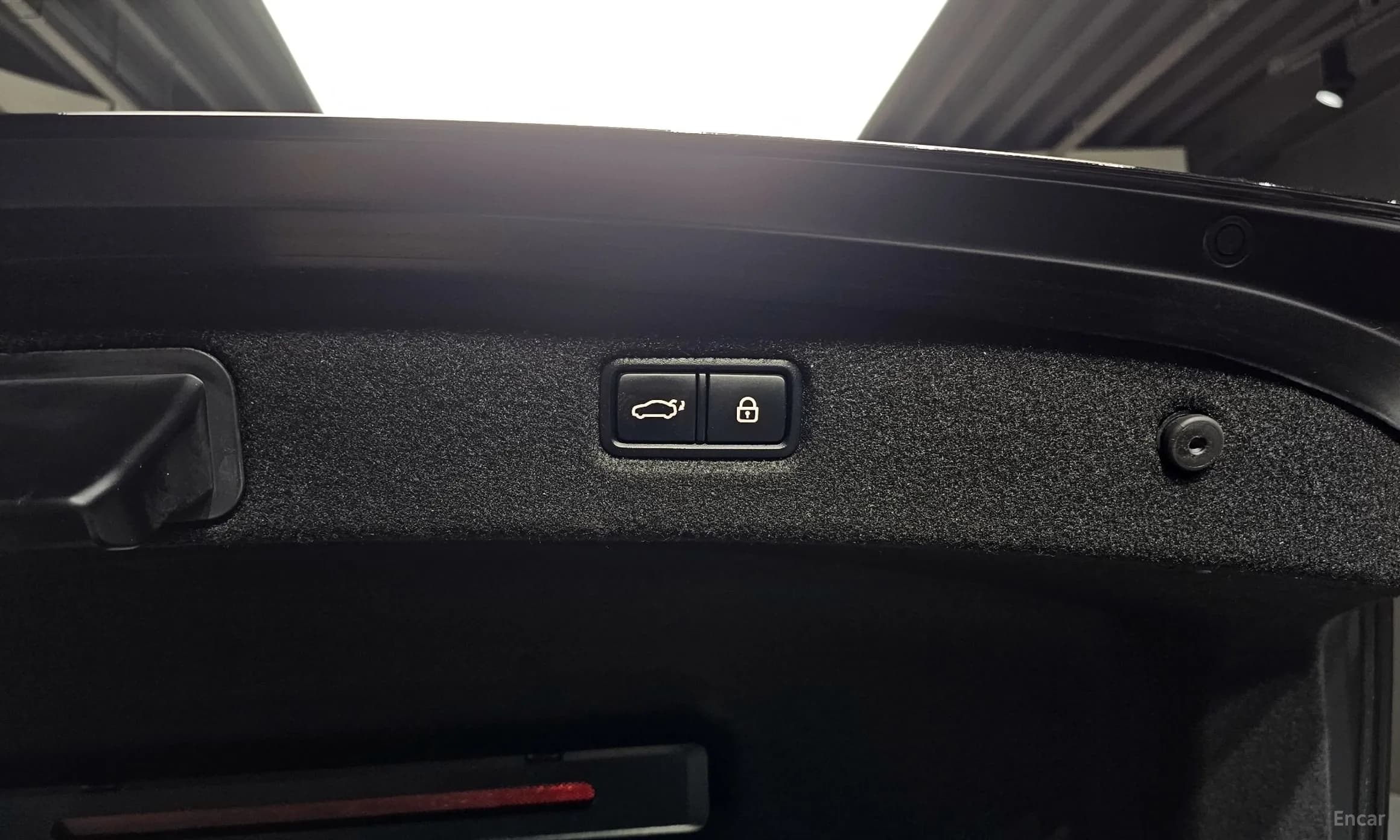 G90