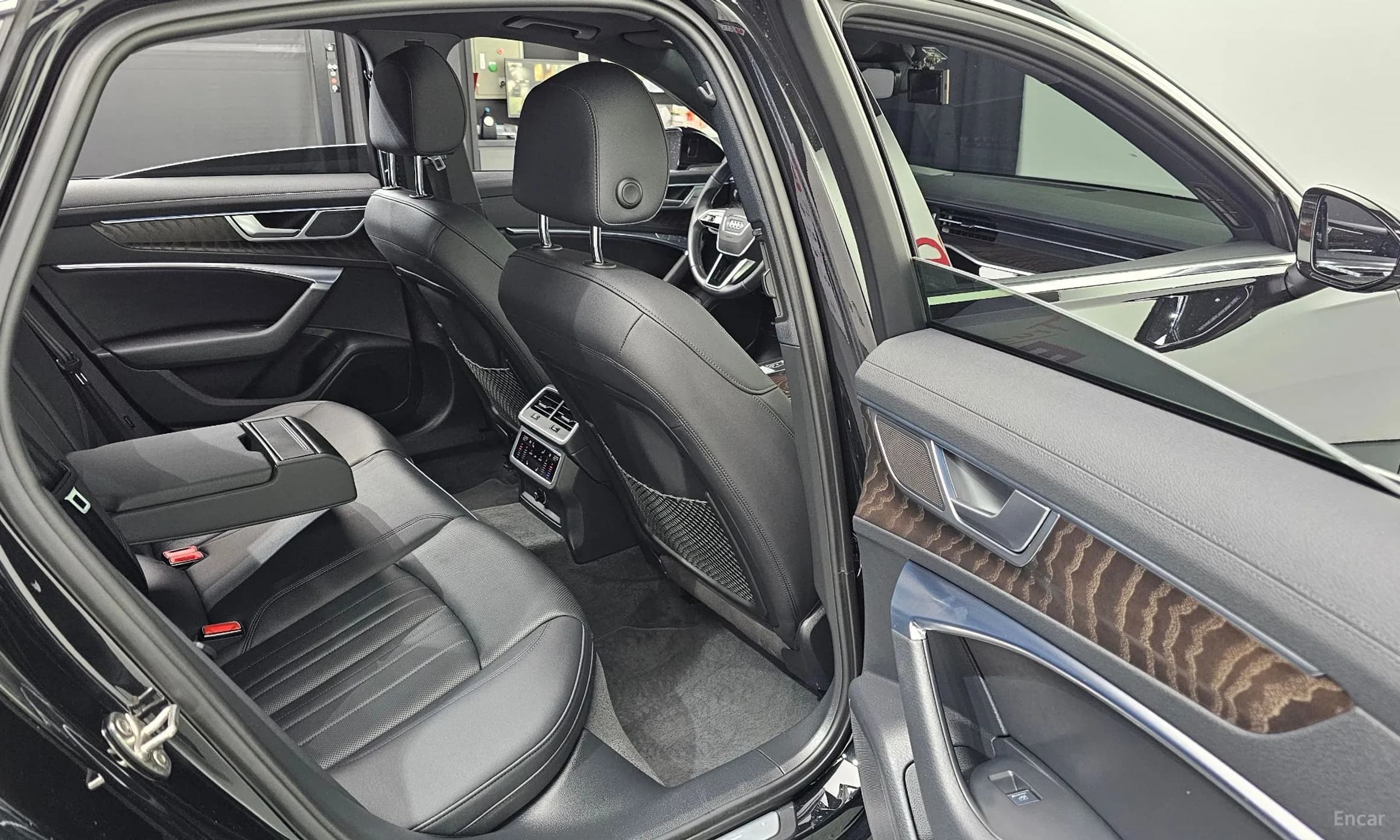 A6 (C8)