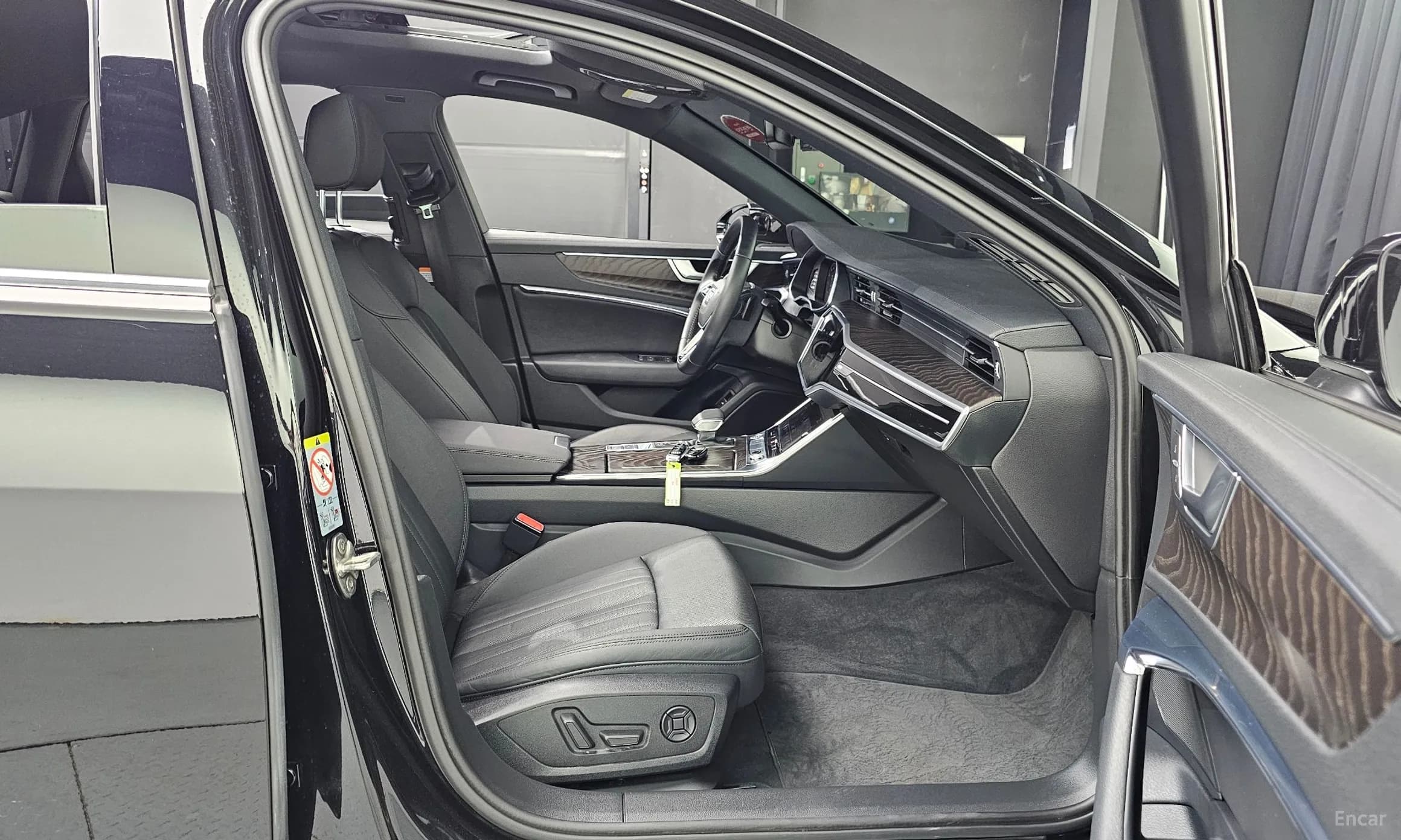 A6 (C8)