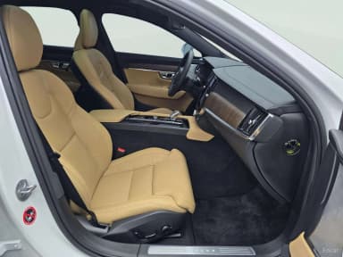 S90