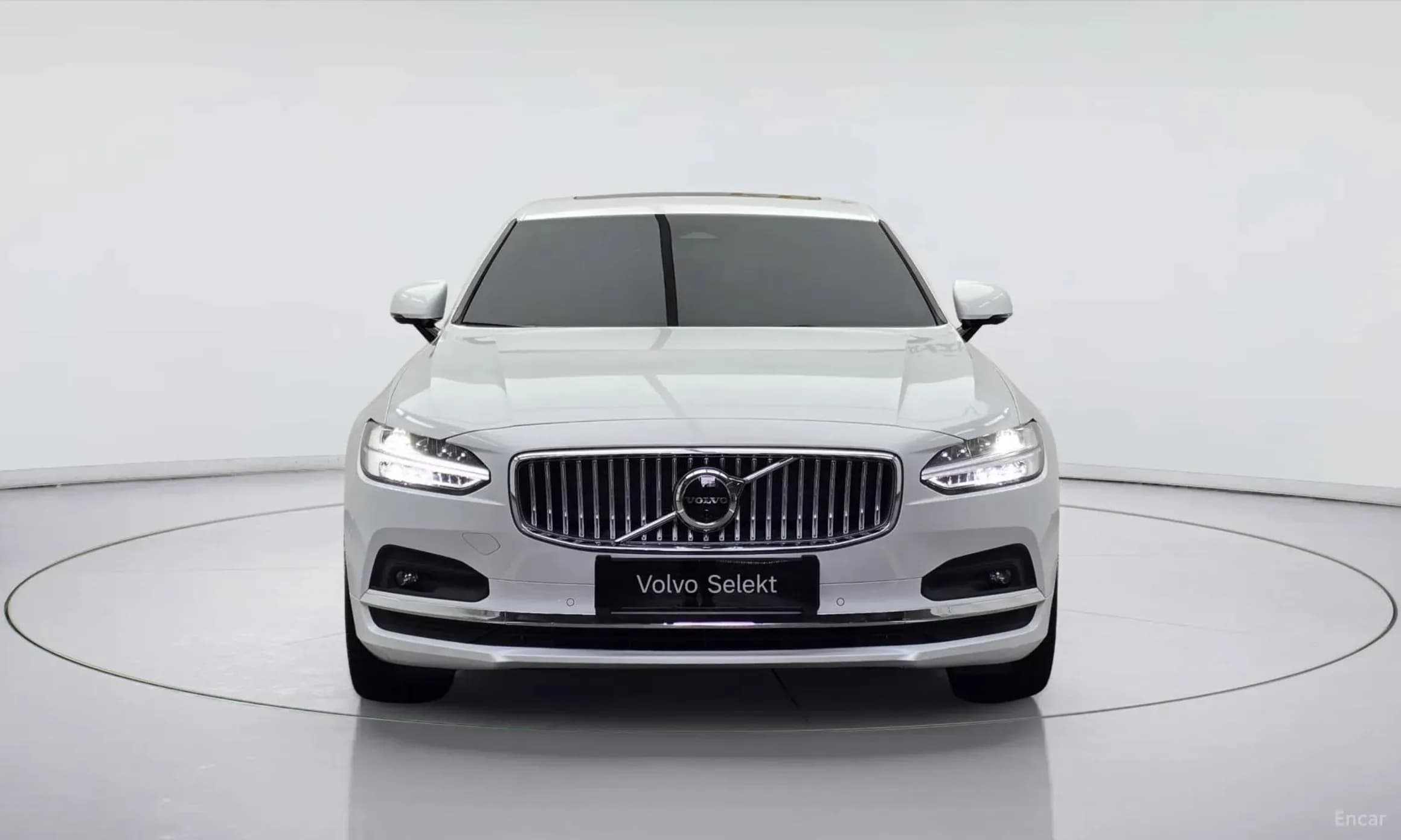 S90