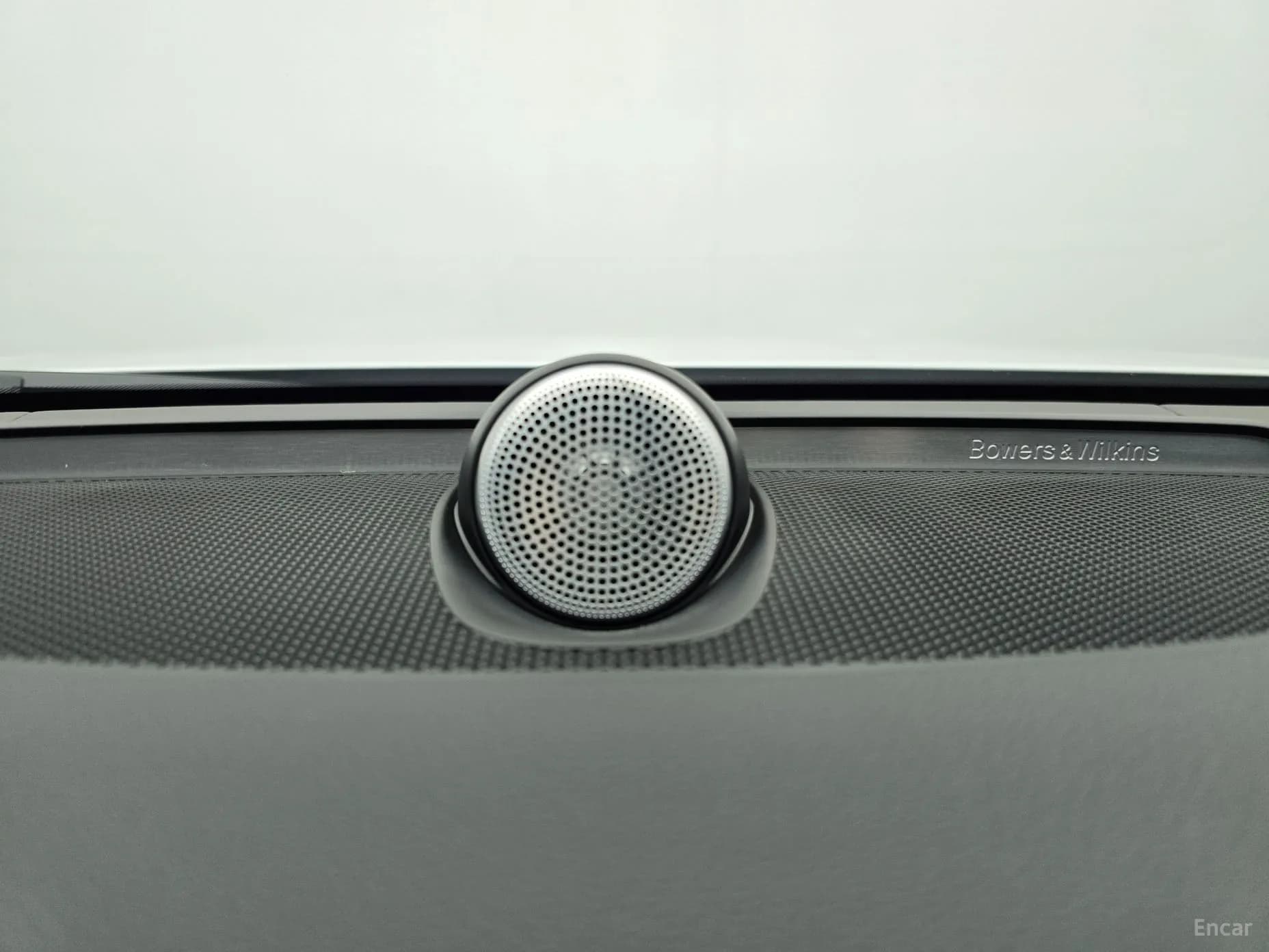 S90