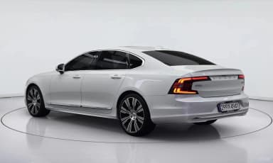 S90