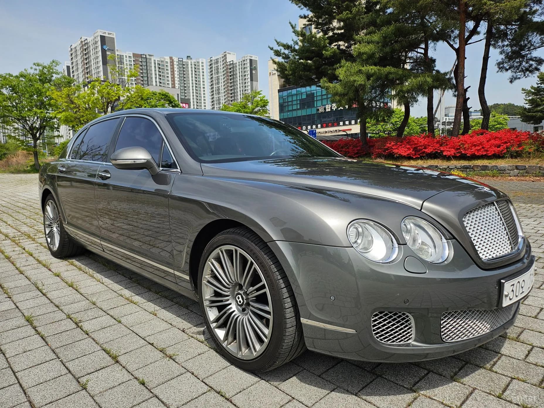 Flying Spur Gen 1