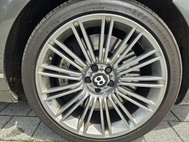 Flying Spur Gen 1