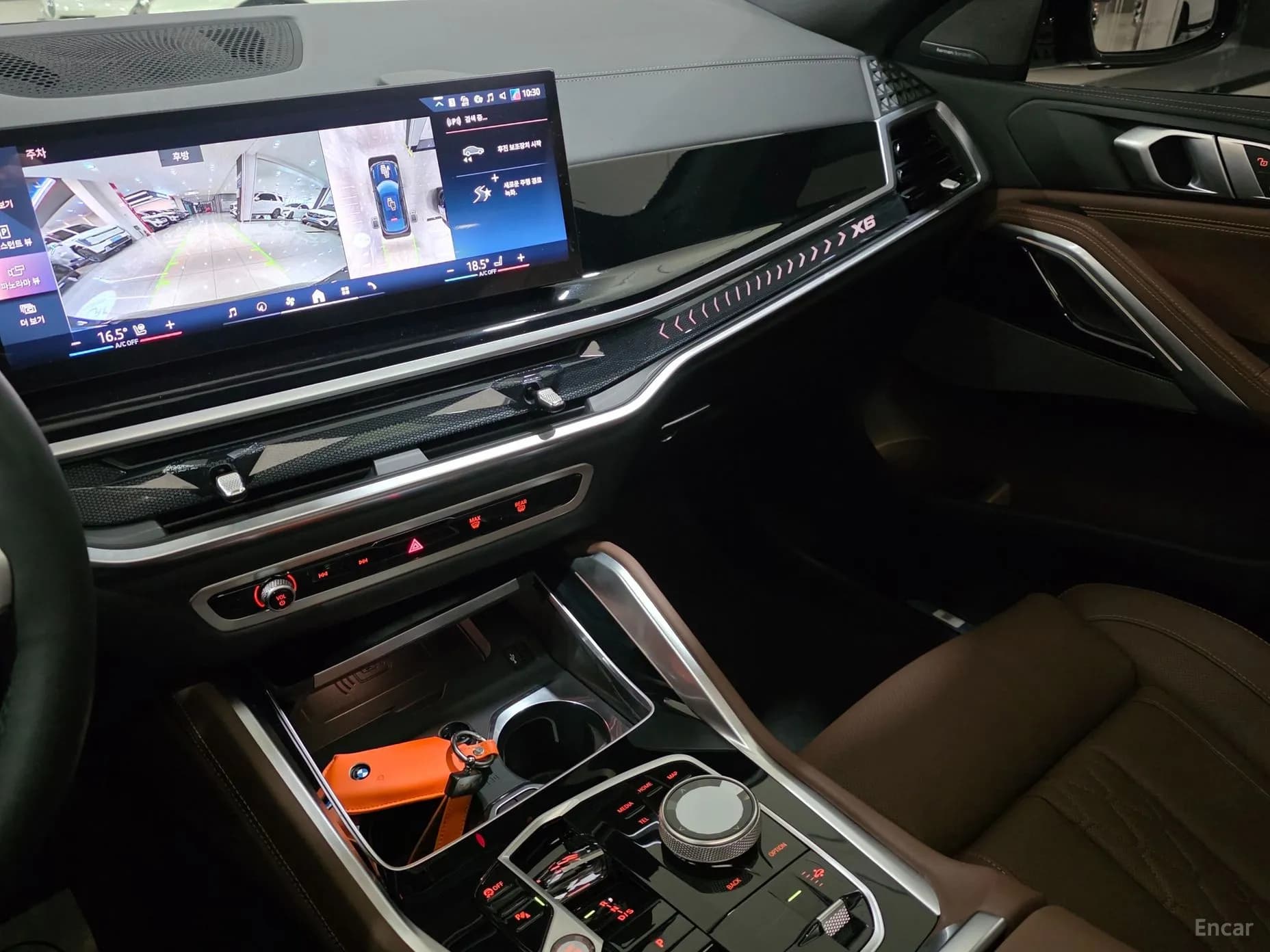 X6 (G06)