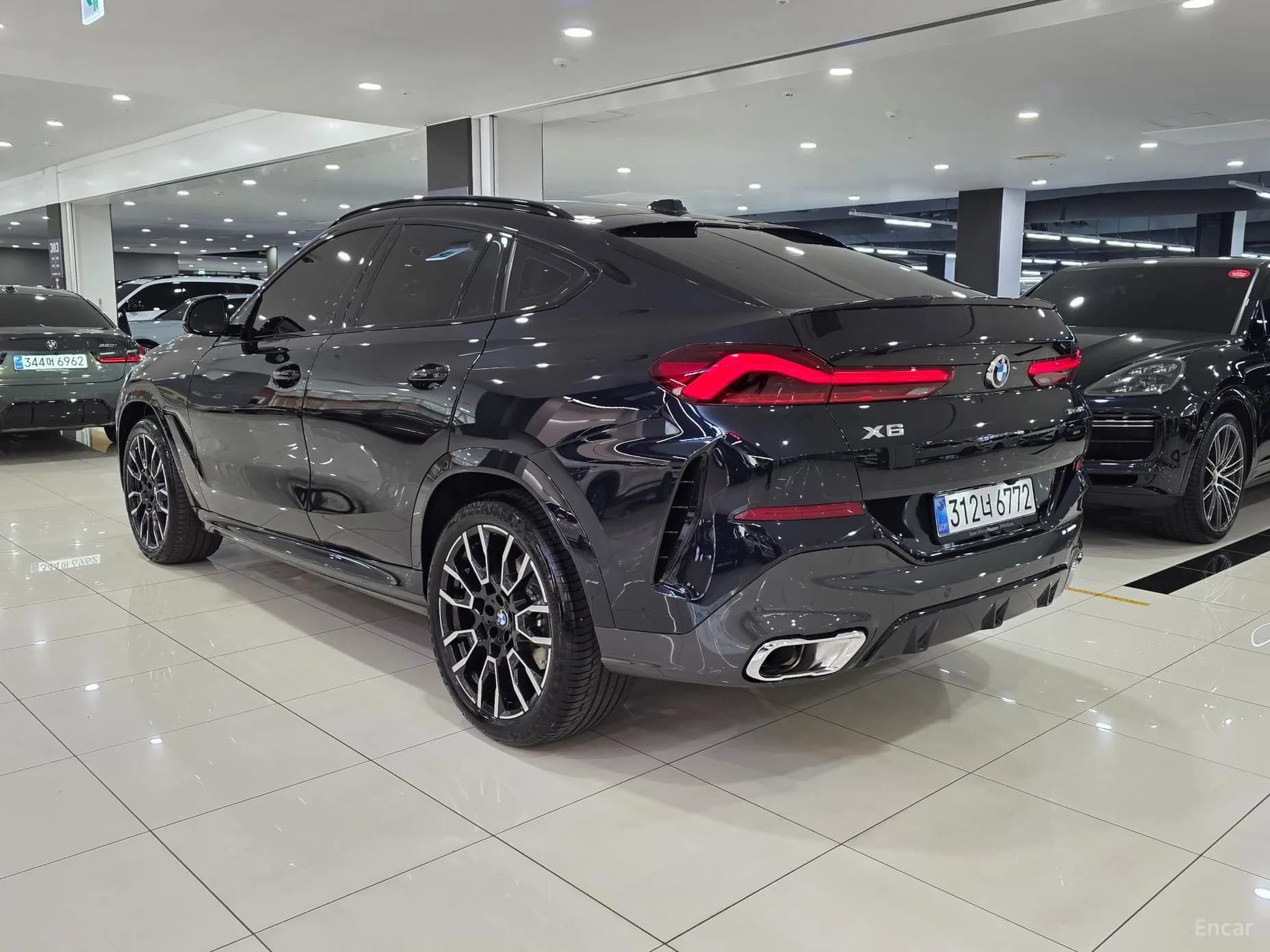 X6 (G06)
