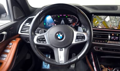 X7 (G07)