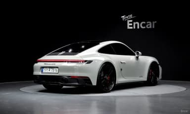 911 (992)