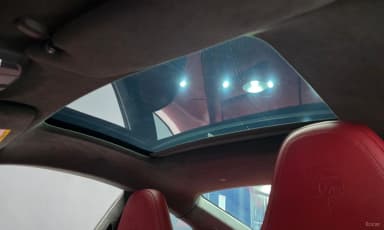 911 (992)
