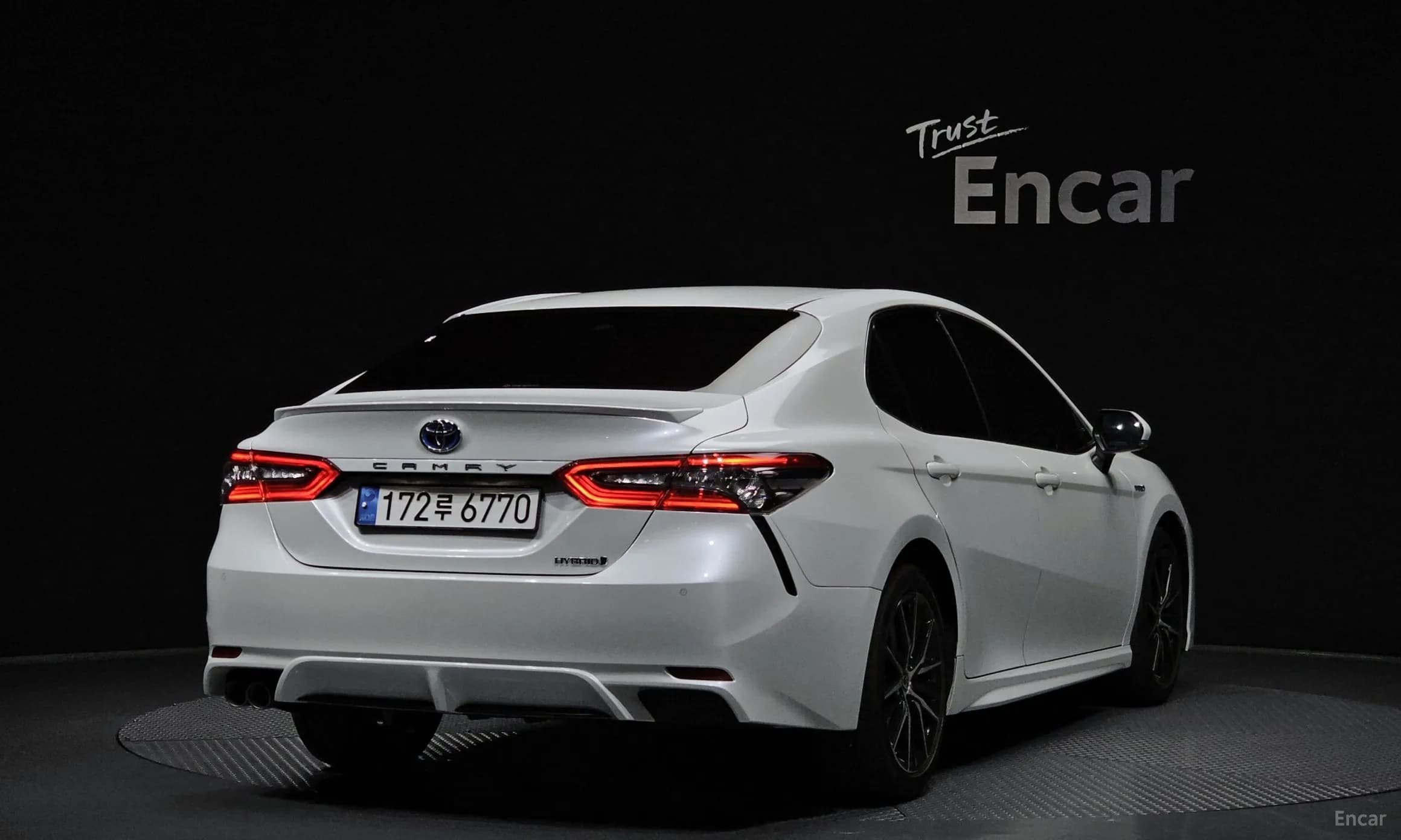 Camry (XV70)