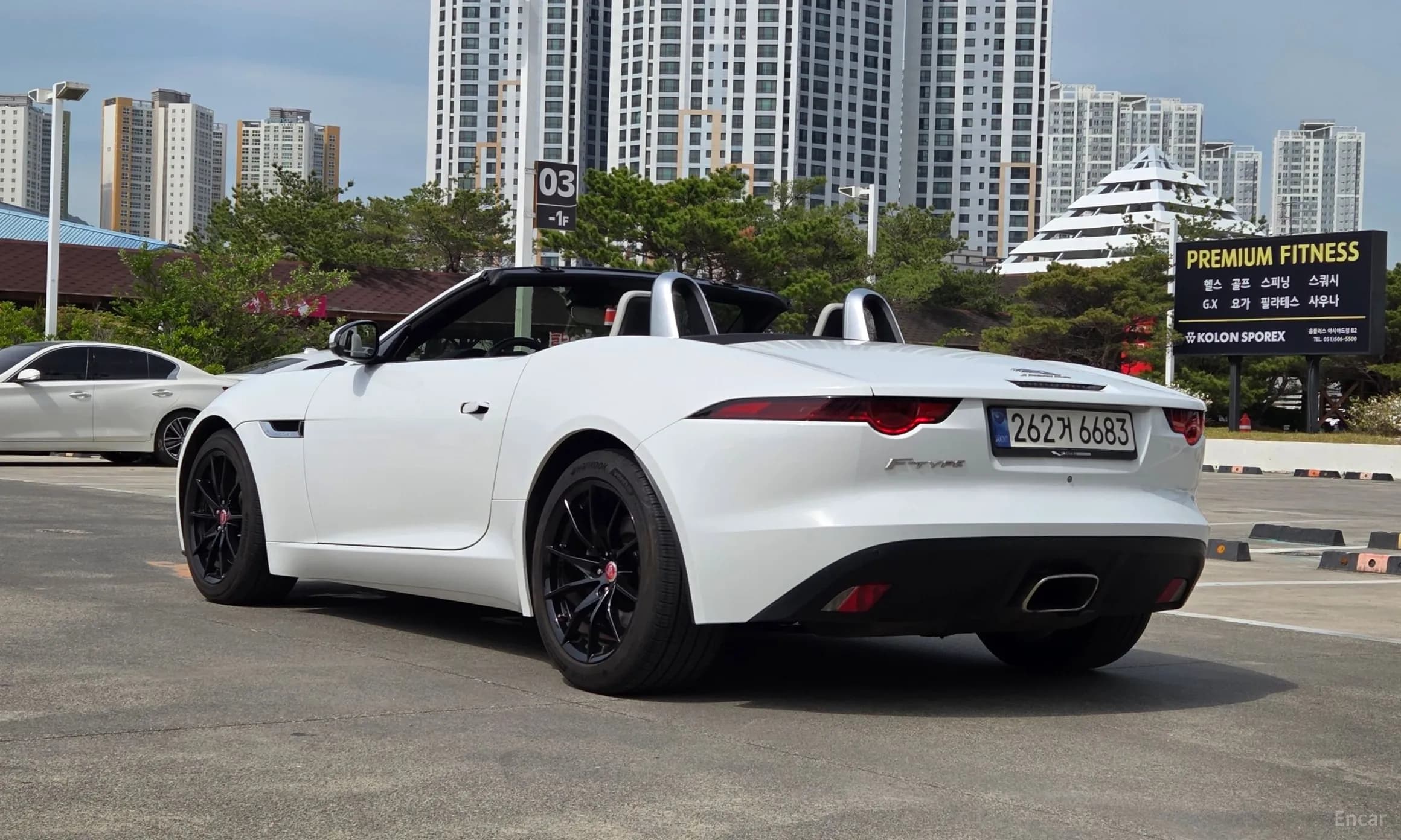F-TYPE