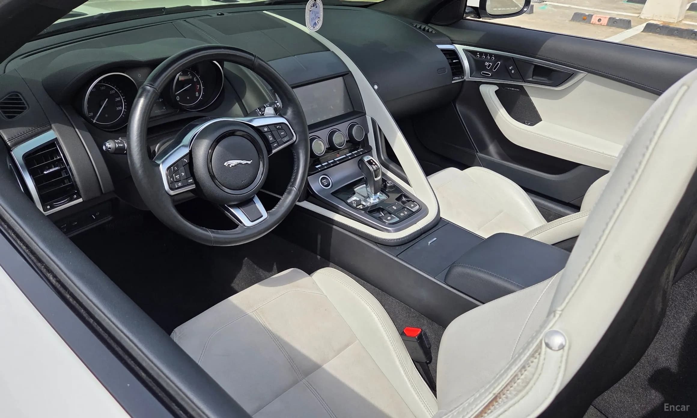 F-TYPE