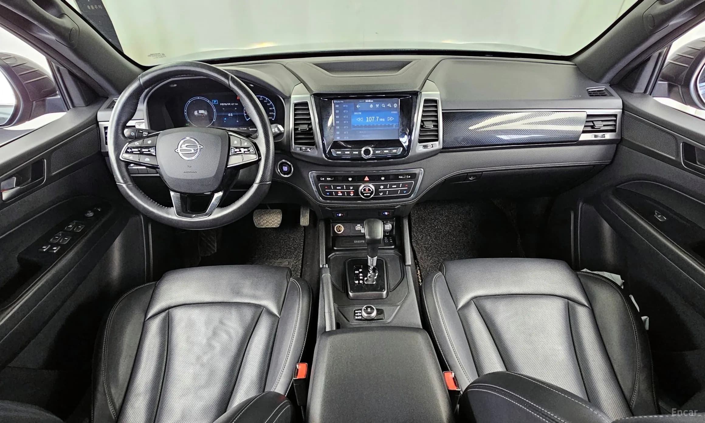 Rexton Sports Khan