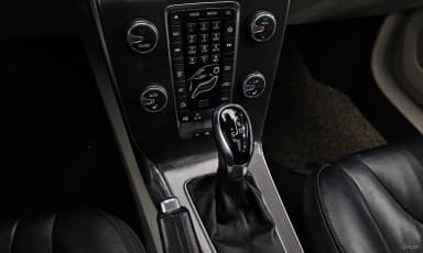 V40