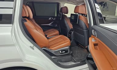 X7 (G07)