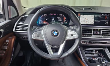 X7 (G07)