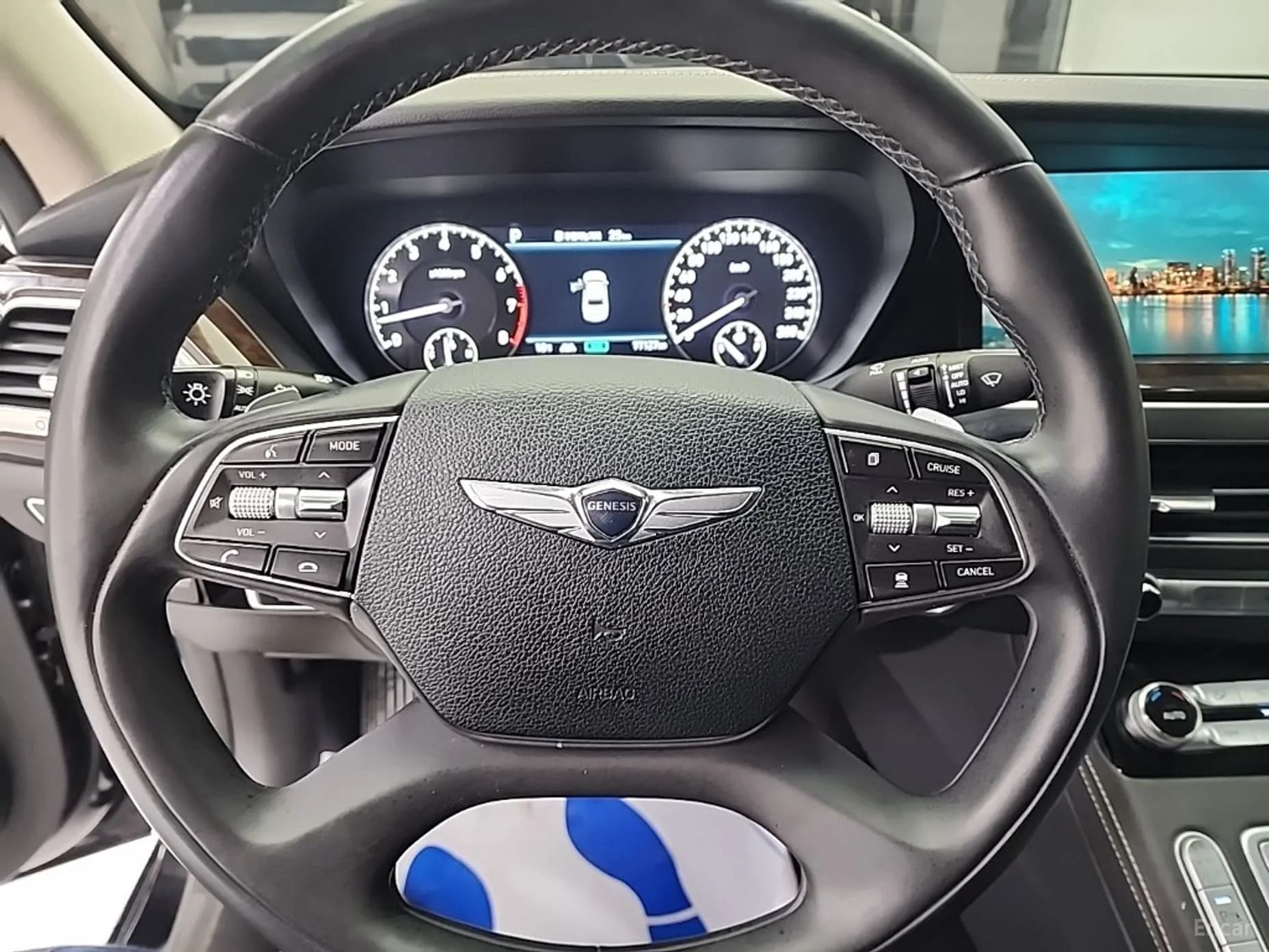G90