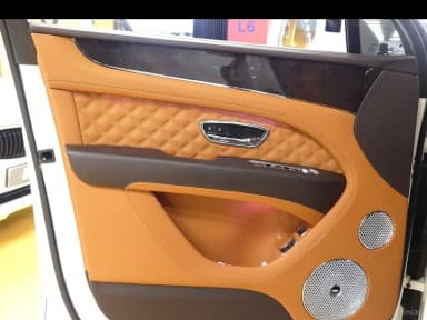 Bentayga