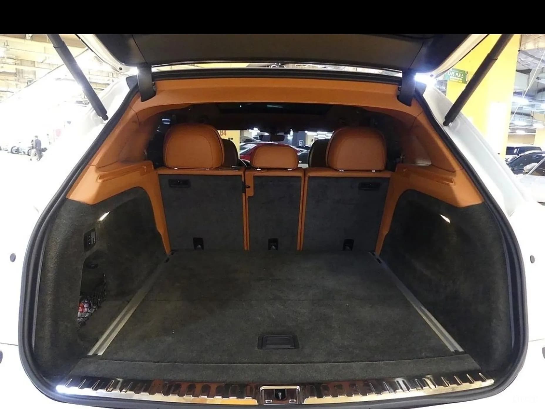 Bentayga