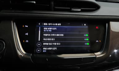 XT6
