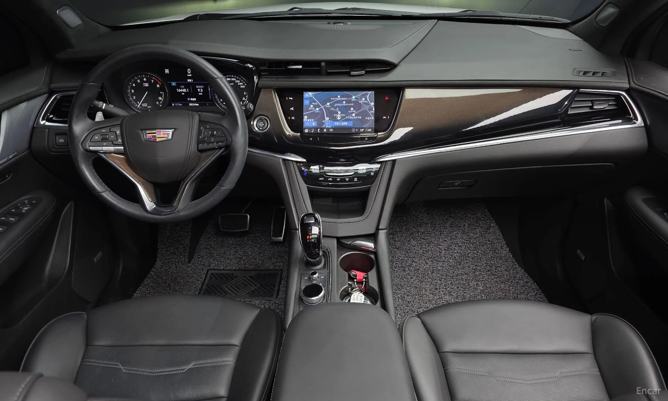XT6