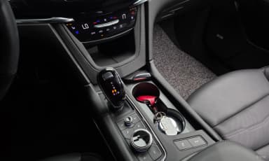 XT6