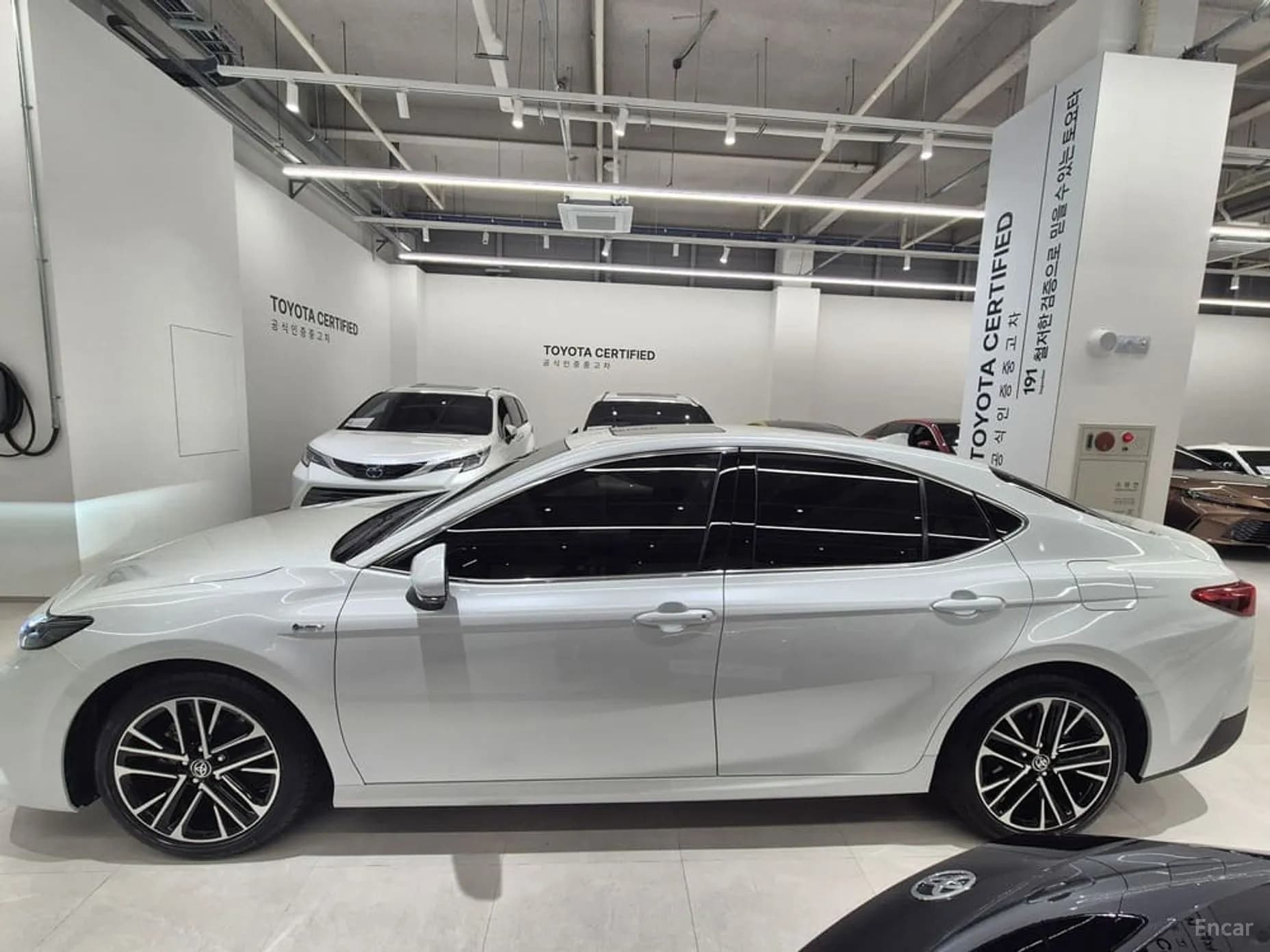 Camry (XV80)