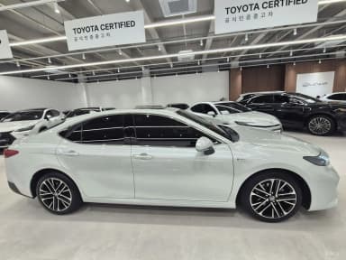 Camry (XV80)