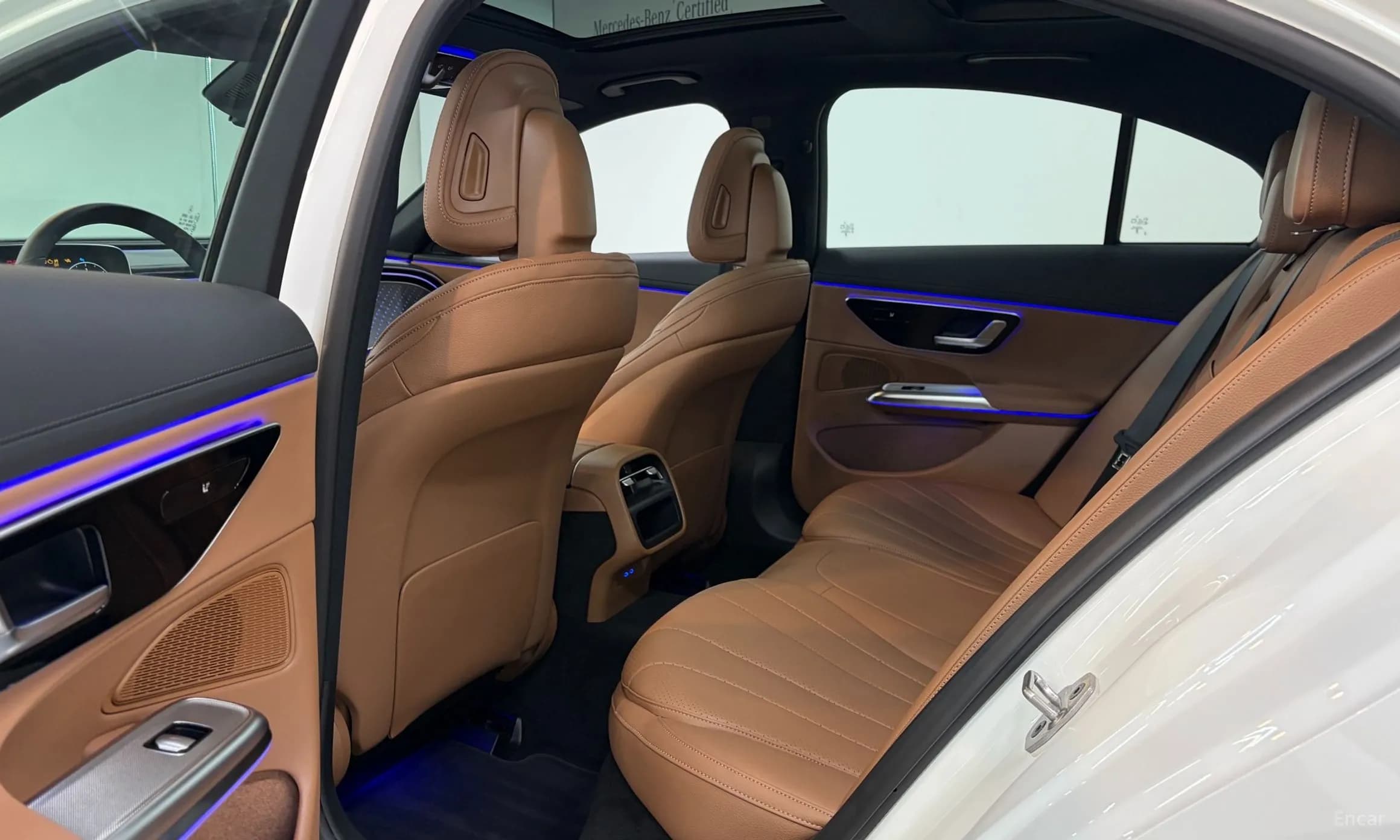 E-Class W214