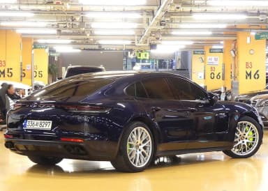 Panamera (971)