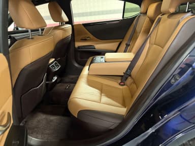 ES300h 7th Generation