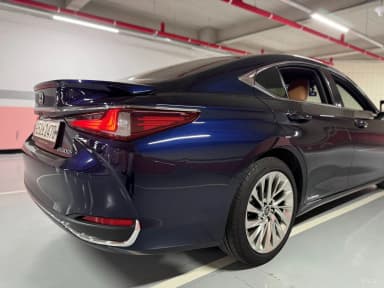 ES300h 7th Generation