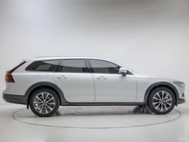 V90 Cross Country