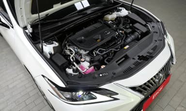 ES300h 7th Generation