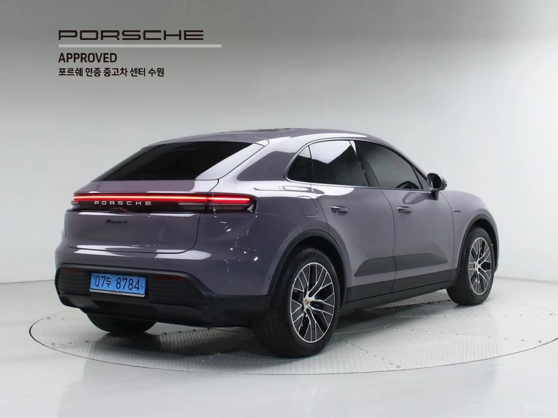 Macan EV