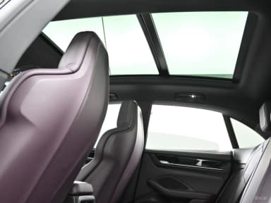 Macan EV