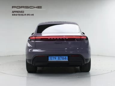 Macan EV