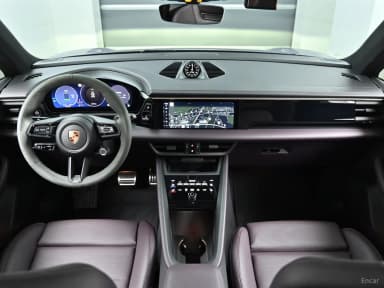 Macan EV