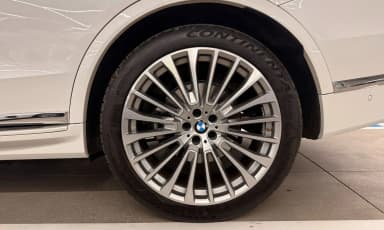 X7 (G07)