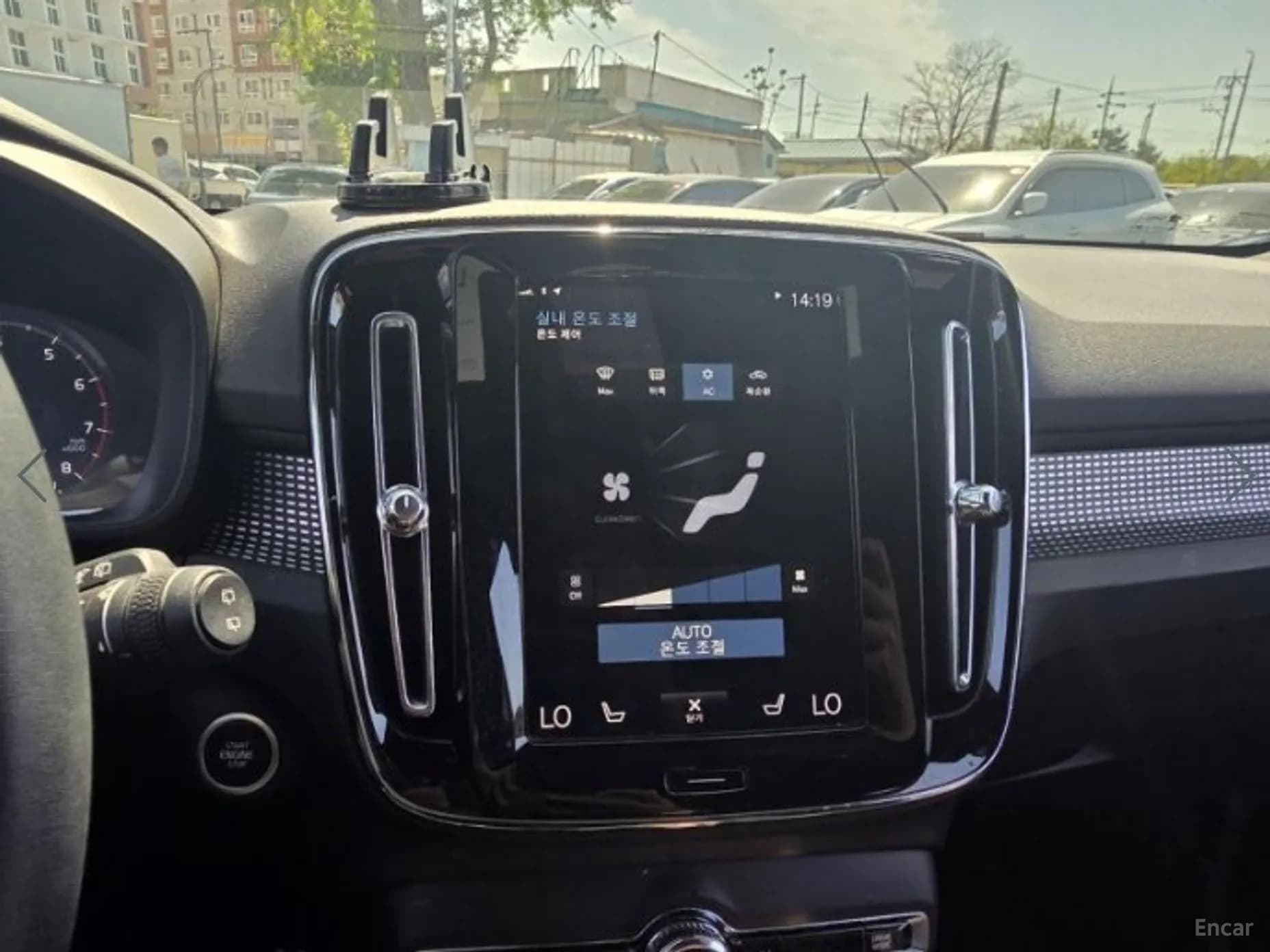 XC40