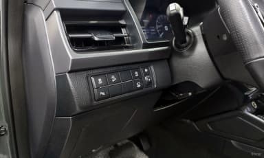 Rexton Sports Khan