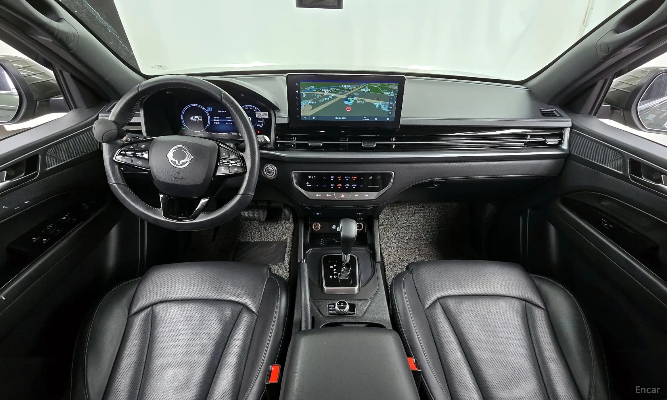 Rexton Sports Khan