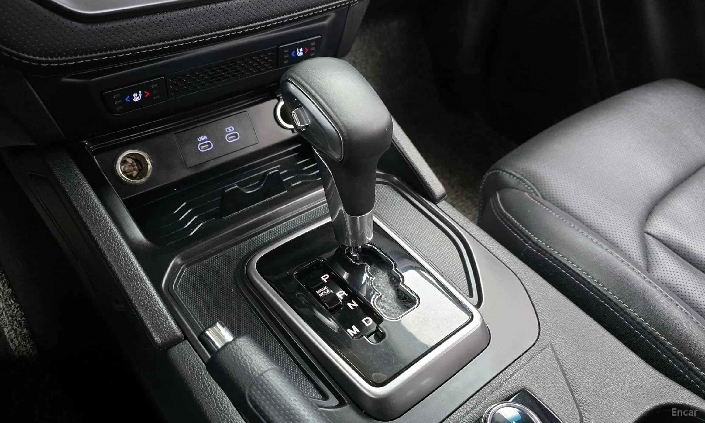 Rexton Sports Khan