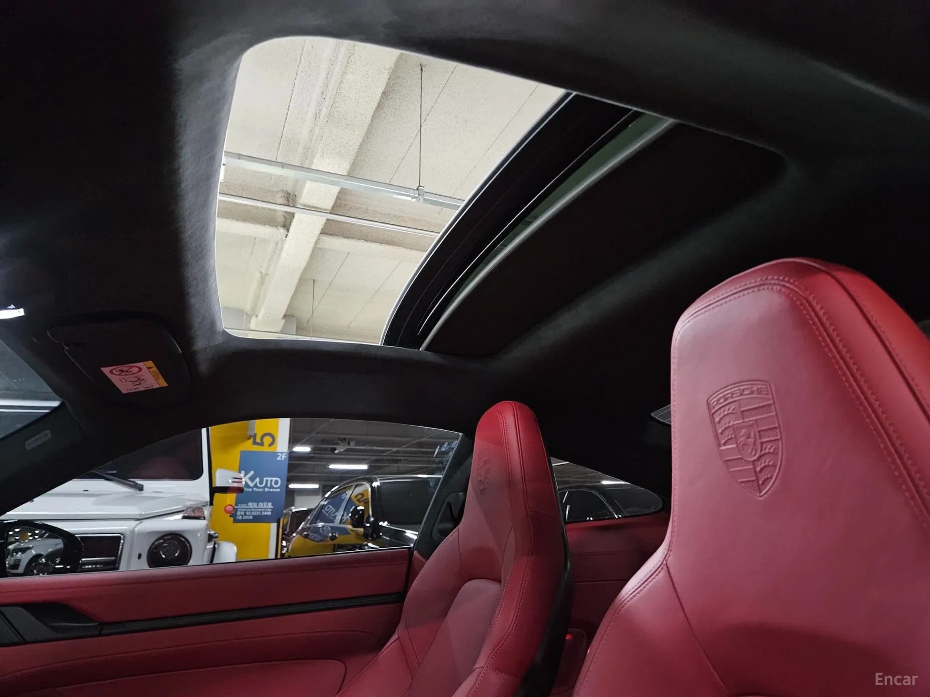 911 (992)