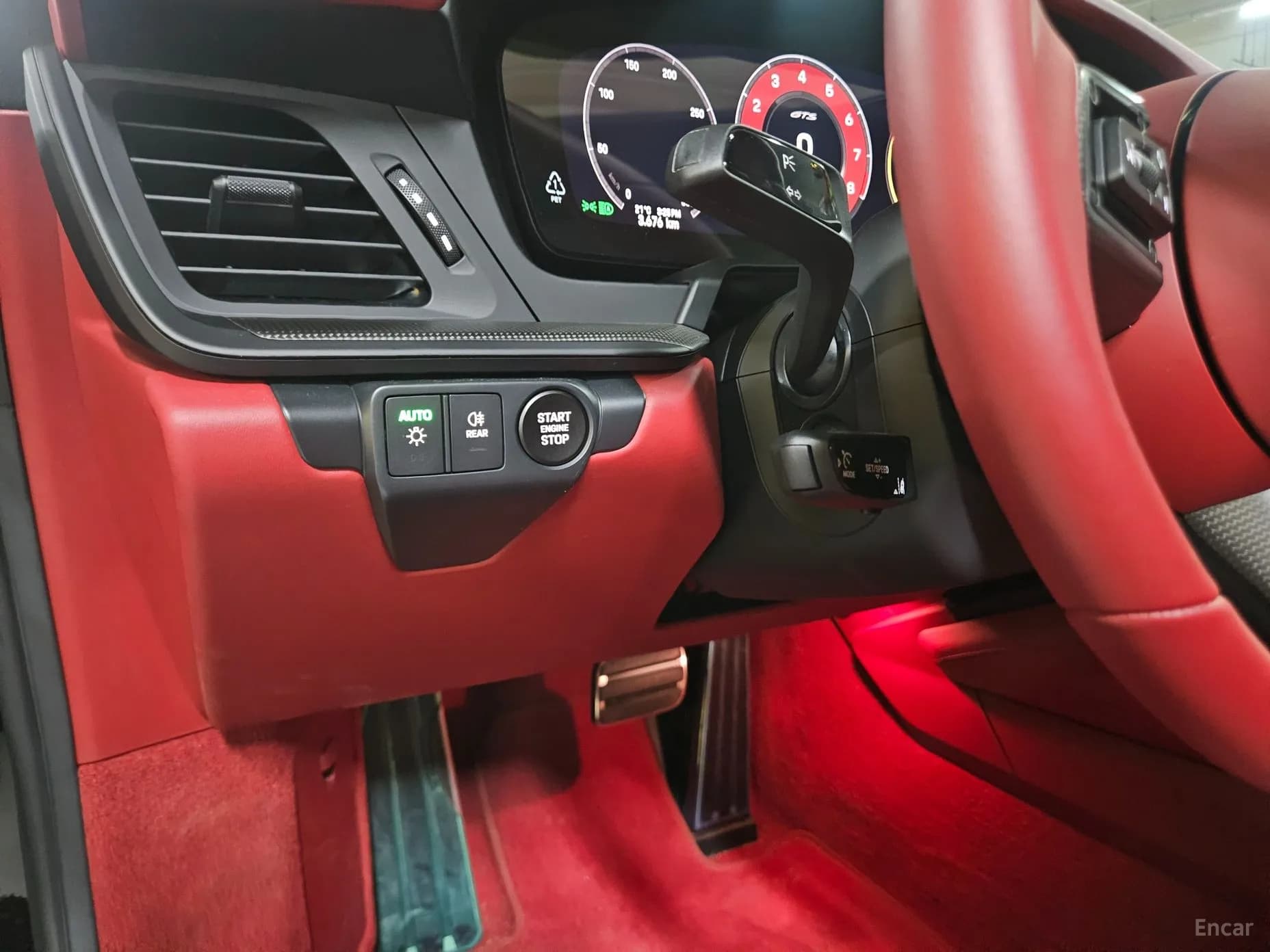 911 (992)