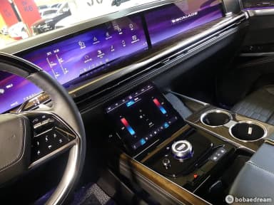 Escalade 5th Generation